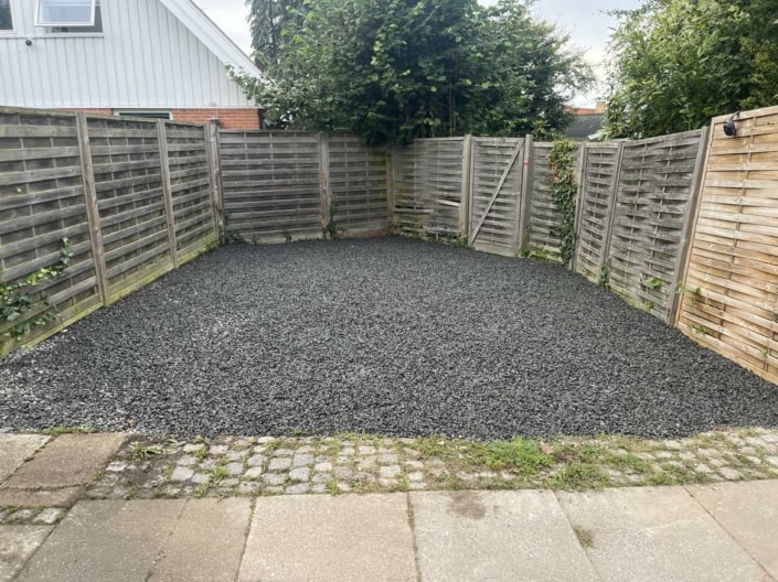 Vedligeholdelse af udendørsareal hos privat kunde.